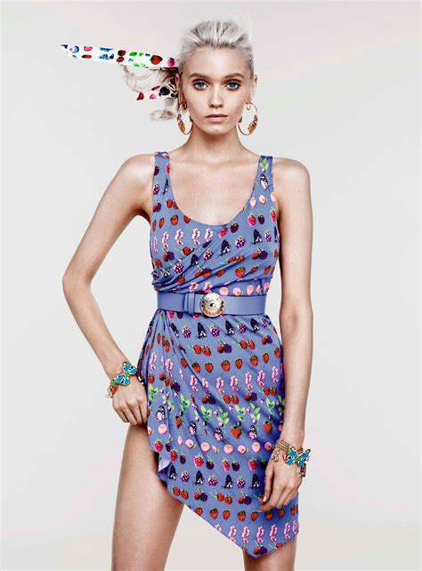 Versace for H&M; Cruise Collection 